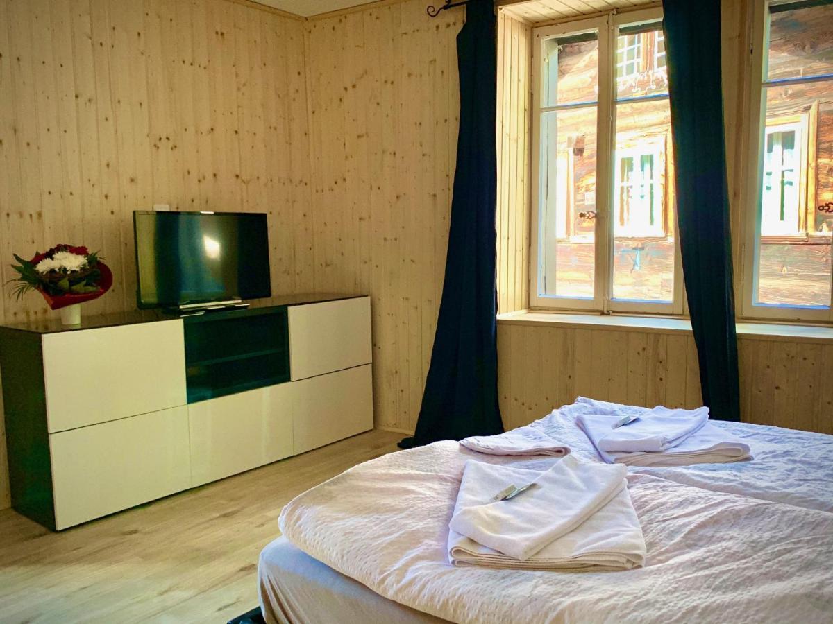 Weisses Roessli Hotell Leukerbad Exteriör bild