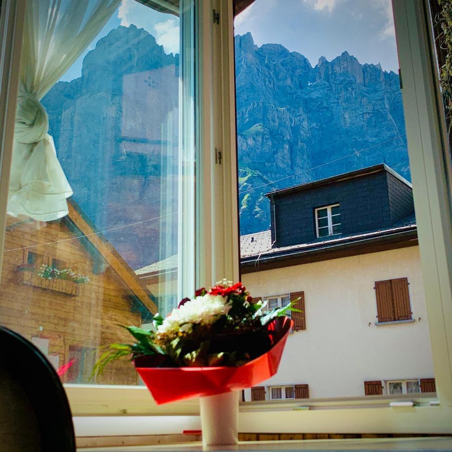 Weisses Roessli Hotell Leukerbad Exteriör bild