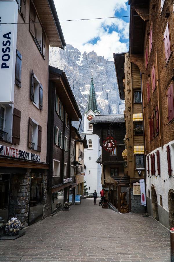 Weisses Roessli Hotell Leukerbad Exteriör bild